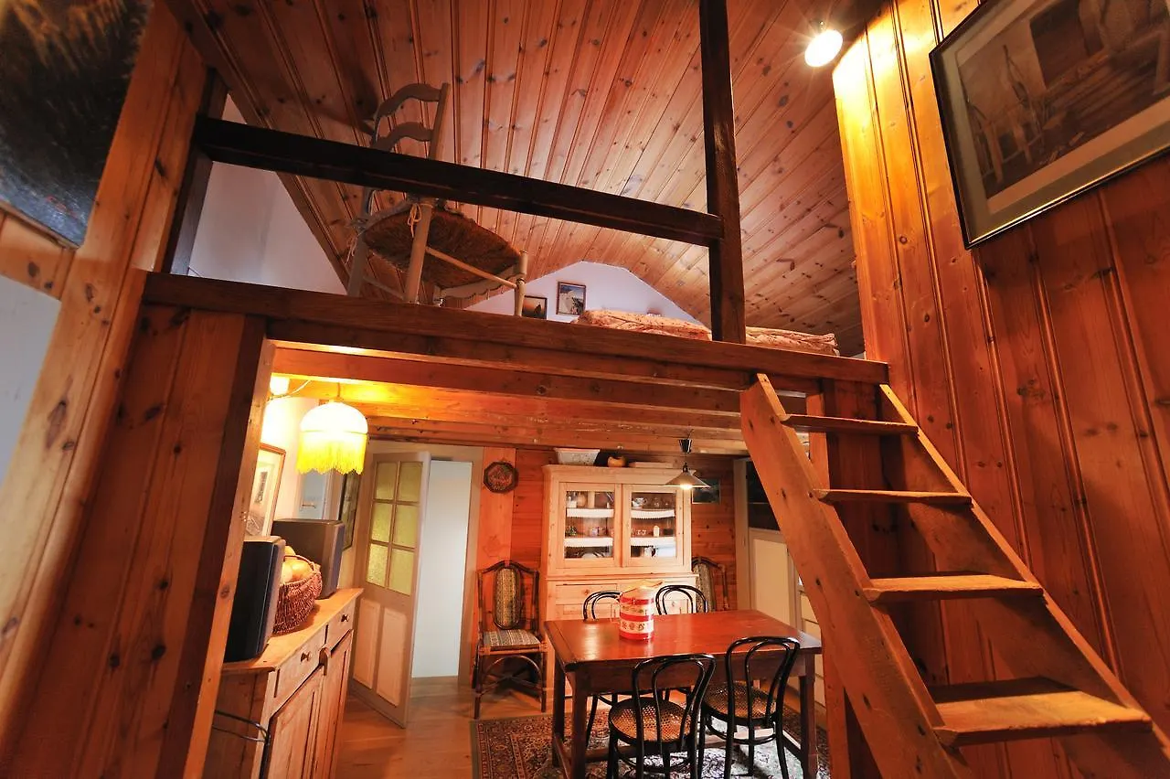 Chalets Et Hotel De Charme La Cremerie Du Glacier Chamonix 2*,