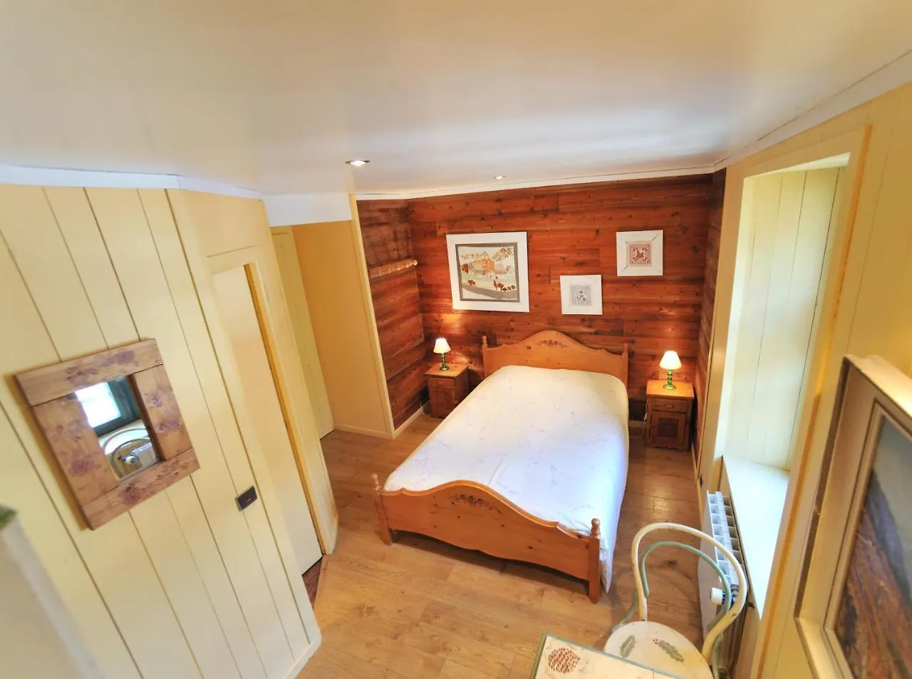 Chalets Et Hotel De Charme La Cremerie Du Glacier Chamonix