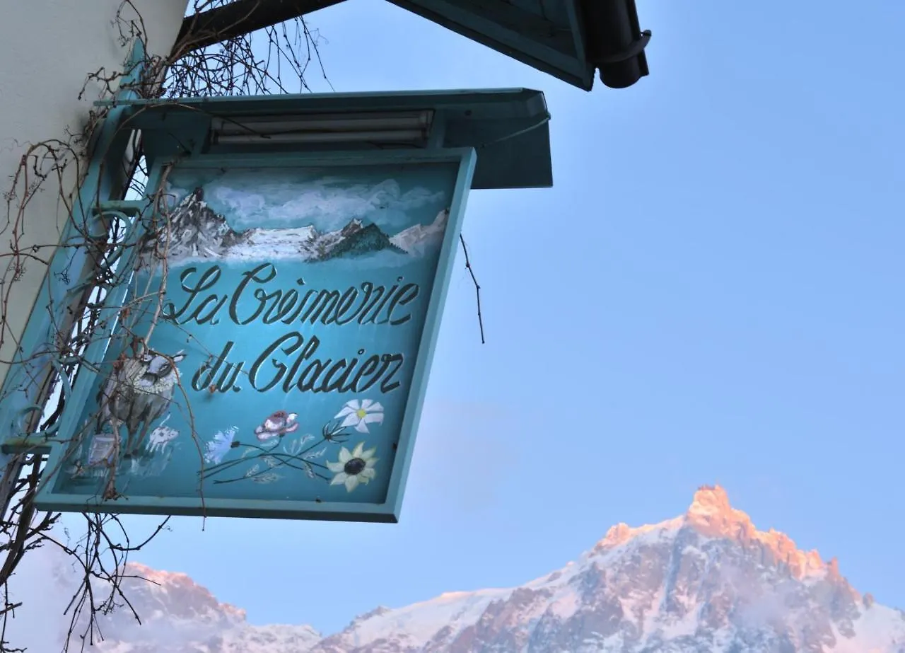 **  Chalets Et Hotel De Charme La Cremerie Du Glacier Chamonix France